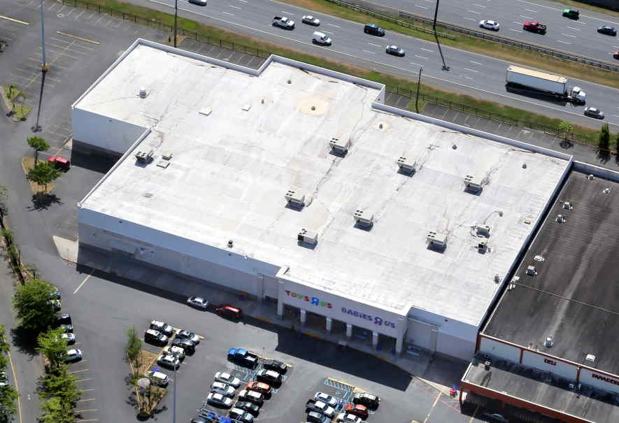 Toys “R” Us, Plaza Las Américas